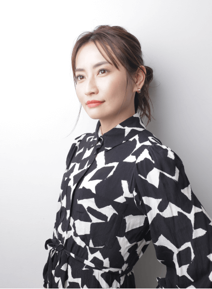 真山綾美の横顔写真